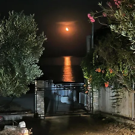 Seaside House Daire *